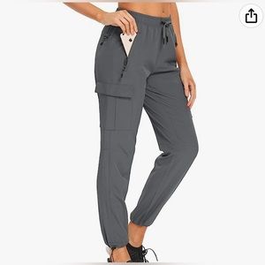 NWOT Cargo Joggers